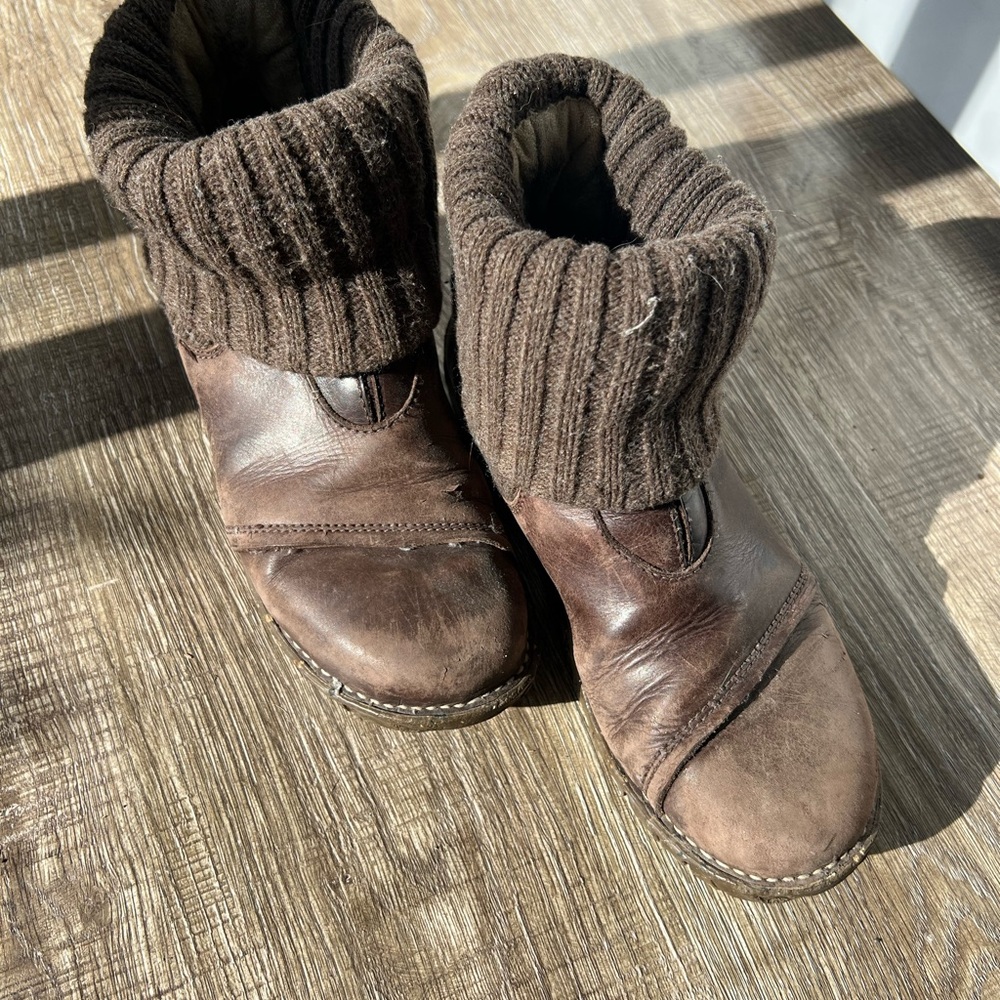 El Naturalista Brown Leather Ankle Boots with Knit Cuffs